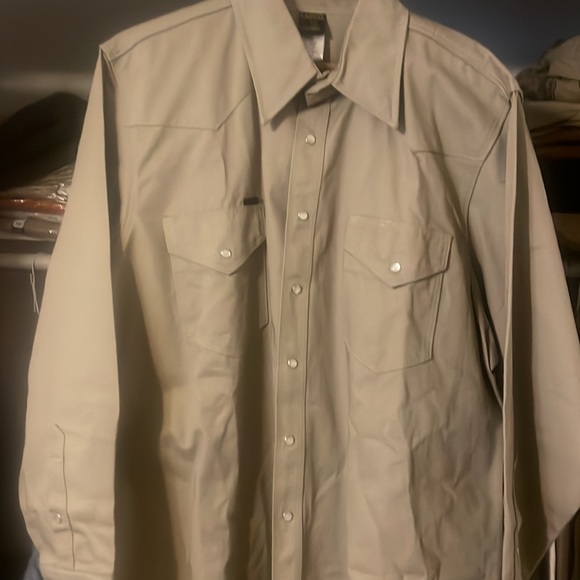Lapco welding shirts brand-new 19 /37 size khaki with pearl buttons - Picture 3 of 3